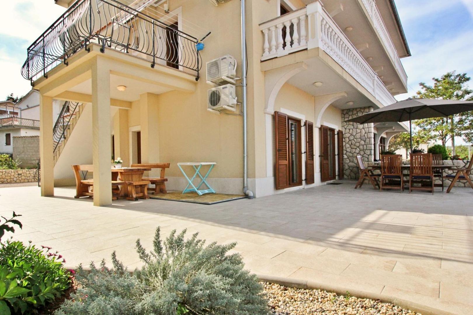 Apartments Ivanka C. Soline  Exterior photo